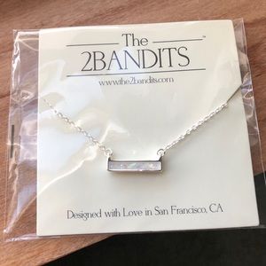 2 bandits Athens necklace